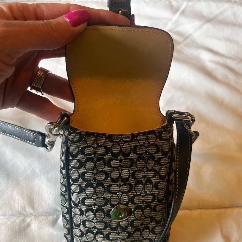 Coach Signature Black and Gray Crossbody Bag - Picture 5 of 7
